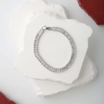 اسوارة نسائيه