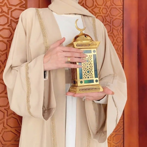 عبايه مع قطعه داخليه
