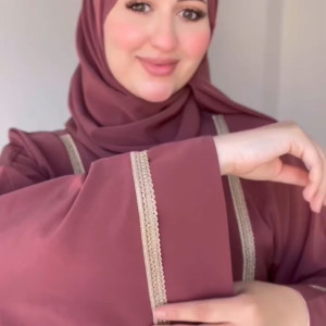 عبايه مع قطعه داخليه